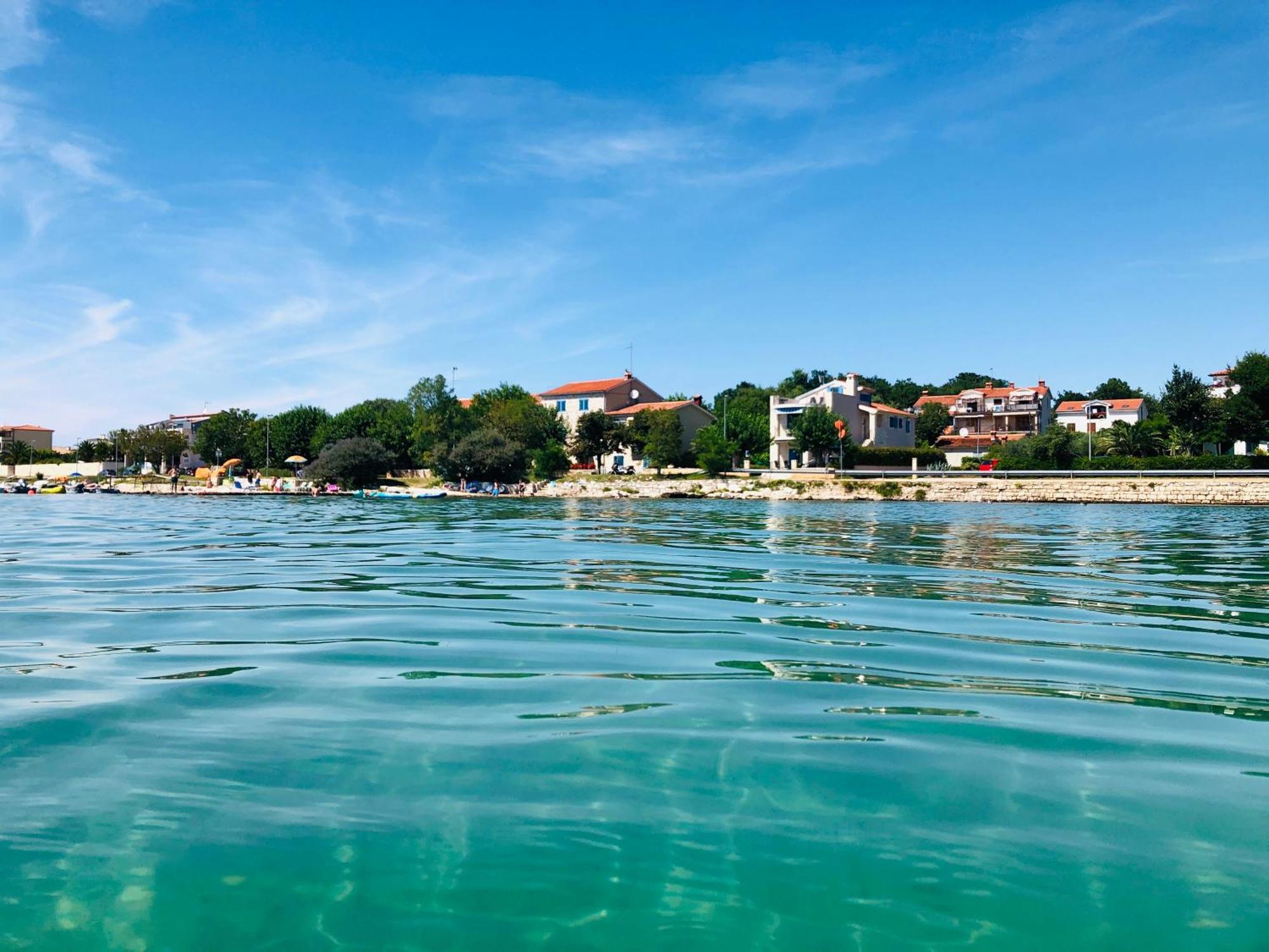 Apartment In Villa Moletto Seaside & Relax - 4 Guests Lovrecica  Exterior photo