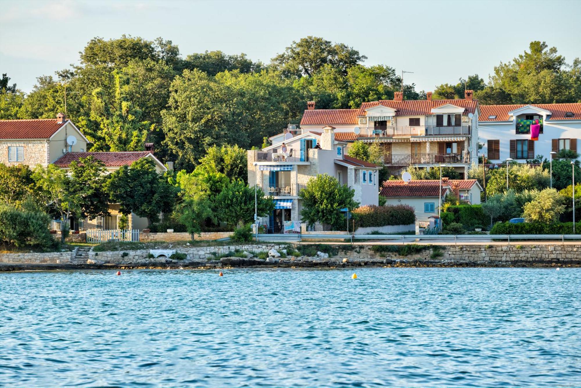 Apartment In Villa Moletto Seaside & Relax - 4 Guests Lovrecica  Exterior photo